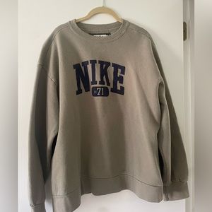 Vintage Nike Crewneck size Lg